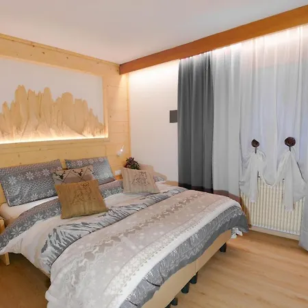 Villa Artic Apartments Campitello di Fassa Buitenkant foto