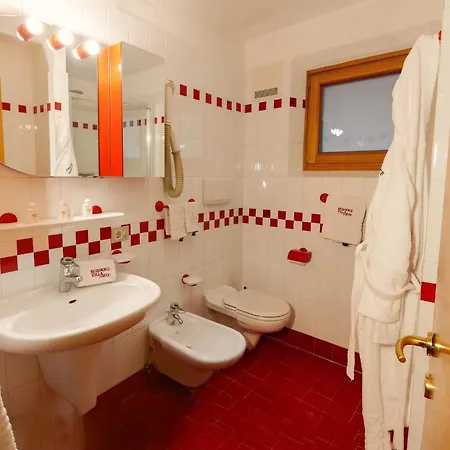 Villa Artic Apartments Campitello di Fassa Buitenkant foto