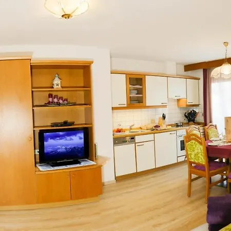 Villa Artic Apartments Campitello di Fassa Buitenkant foto